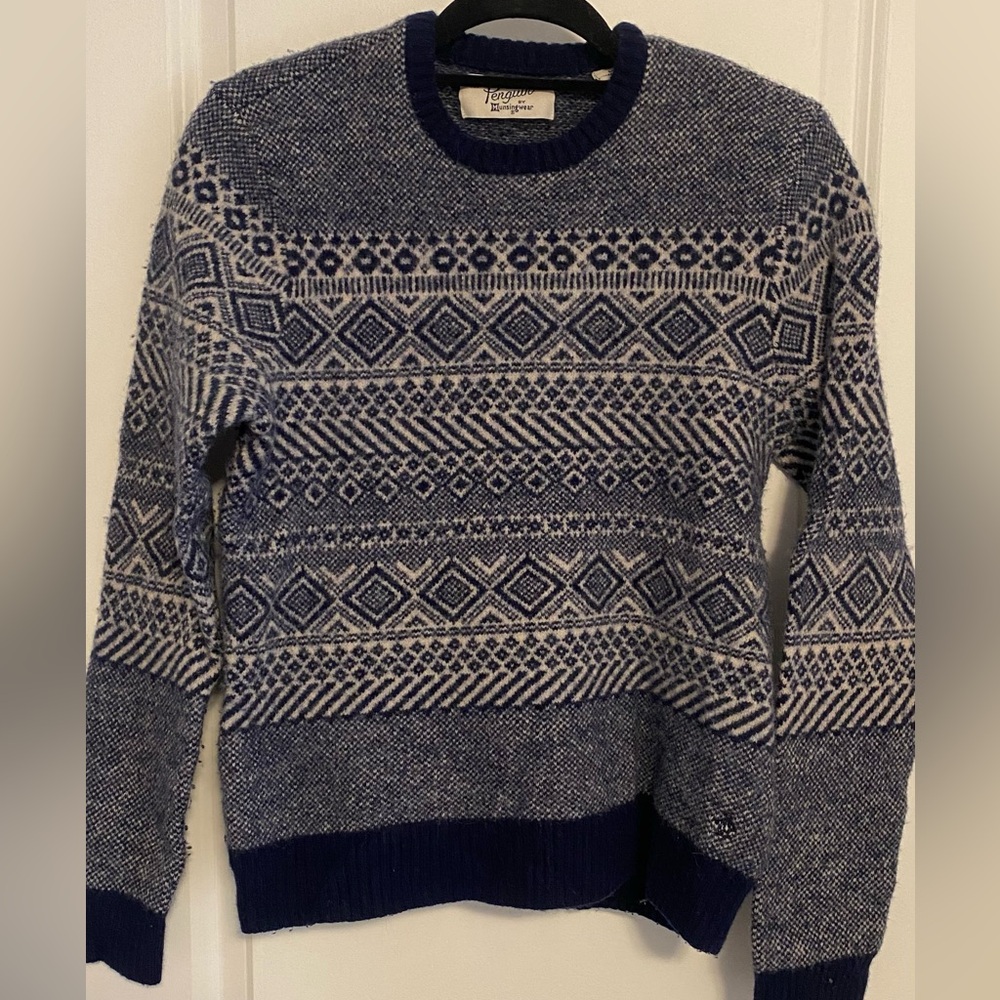 Wool sweater - large